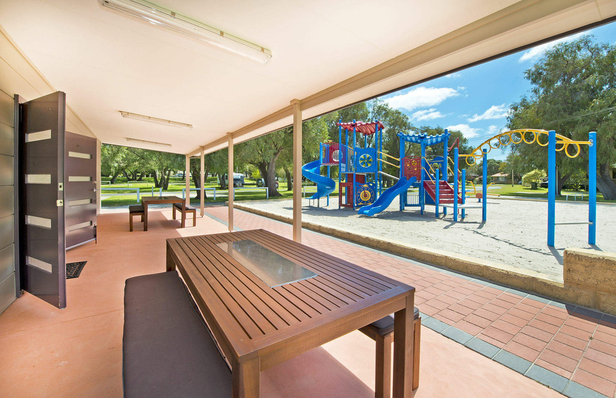 Acclaim Rose Gardens Beachside Holiday Park แอลบานี ภายนอก รูปภาพ